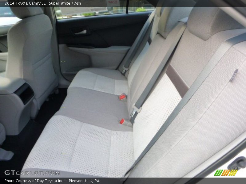 Super White / Ash 2014 Toyota Camry LE