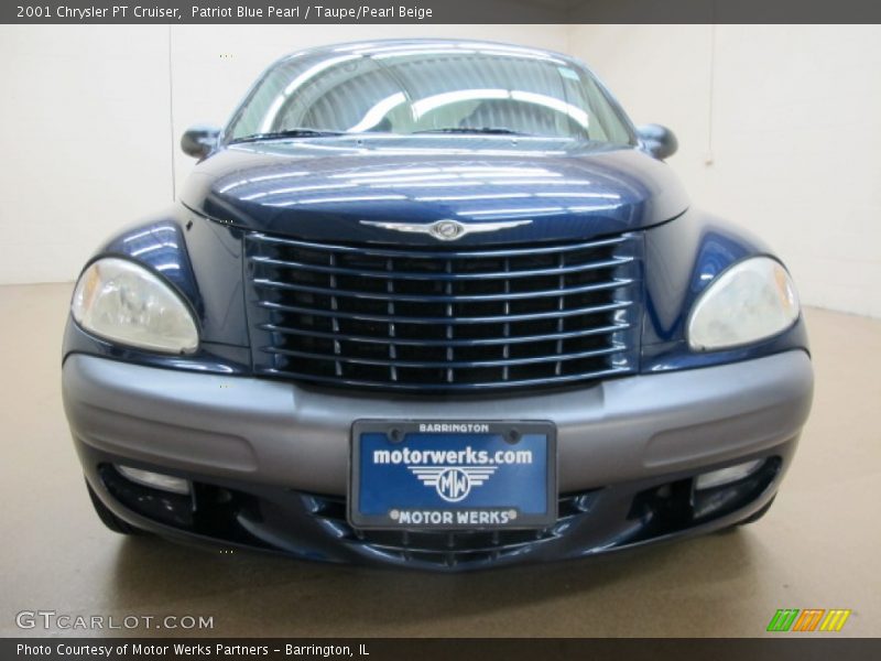 Patriot Blue Pearl / Taupe/Pearl Beige 2001 Chrysler PT Cruiser