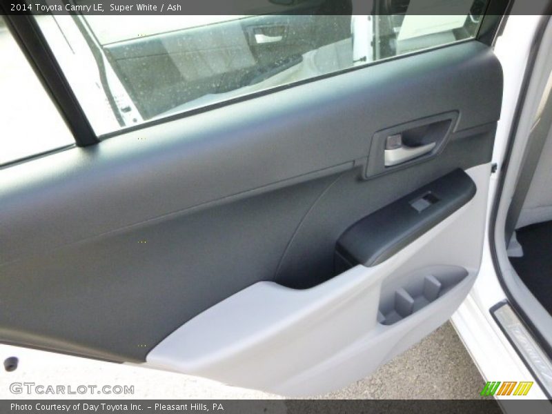 Super White / Ash 2014 Toyota Camry LE
