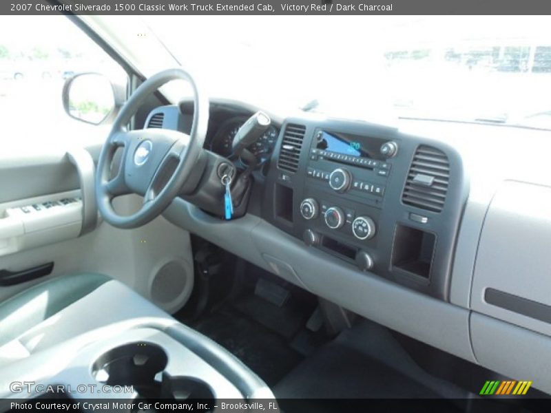 Victory Red / Dark Charcoal 2007 Chevrolet Silverado 1500 Classic Work Truck Extended Cab