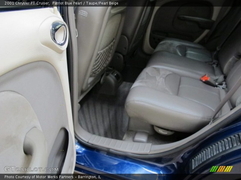 Patriot Blue Pearl / Taupe/Pearl Beige 2001 Chrysler PT Cruiser