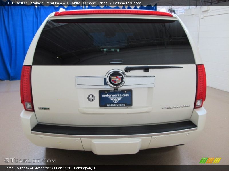 White Diamond Tricoat / Cashmere/Cocoa 2011 Cadillac Escalade Premium AWD