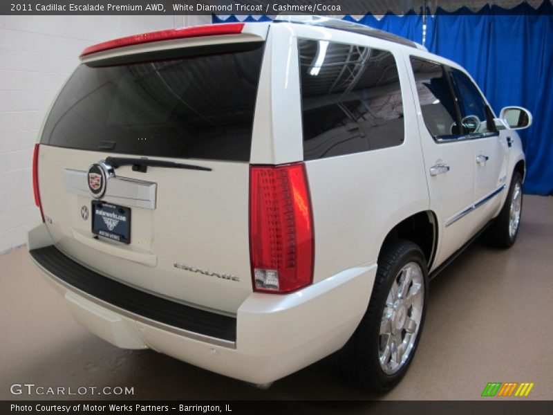 White Diamond Tricoat / Cashmere/Cocoa 2011 Cadillac Escalade Premium AWD