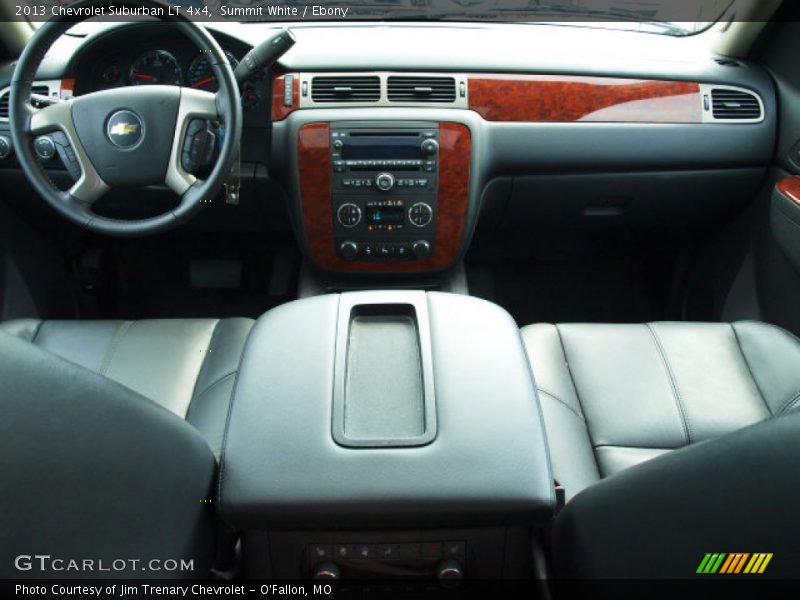 Summit White / Ebony 2013 Chevrolet Suburban LT 4x4