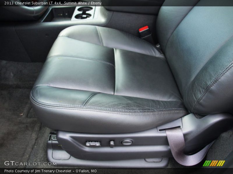 Summit White / Ebony 2013 Chevrolet Suburban LT 4x4