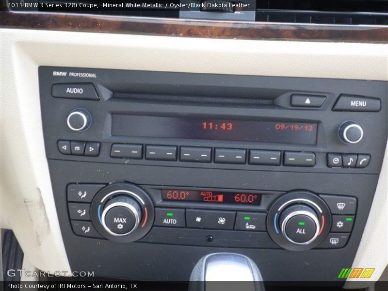 Audio System of 2011 3 Series 328i Coupe