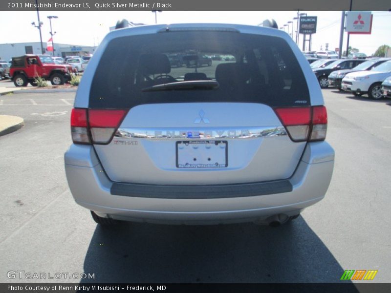 Quick Silver Metallic / Black 2011 Mitsubishi Endeavor LS