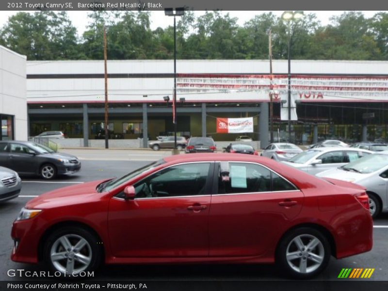 Barcelona Red Metallic / Black 2012 Toyota Camry SE