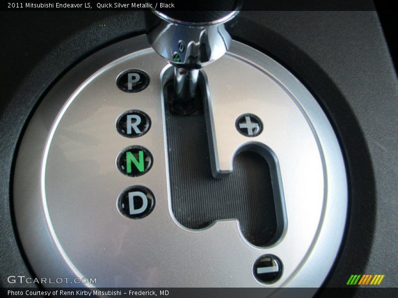 Quick Silver Metallic / Black 2011 Mitsubishi Endeavor LS