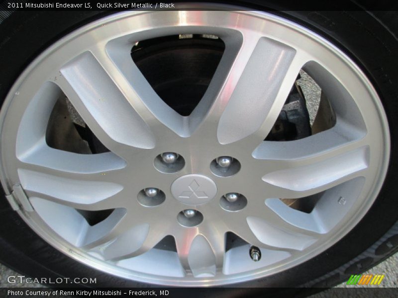 Quick Silver Metallic / Black 2011 Mitsubishi Endeavor LS