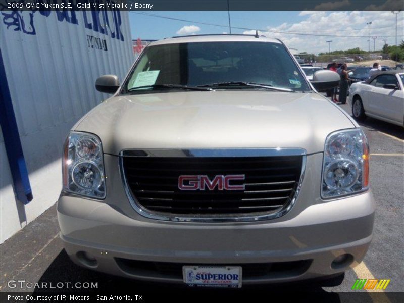 Gold Mist Metallic / Ebony 2009 GMC Yukon SLE