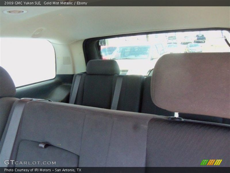 Gold Mist Metallic / Ebony 2009 GMC Yukon SLE