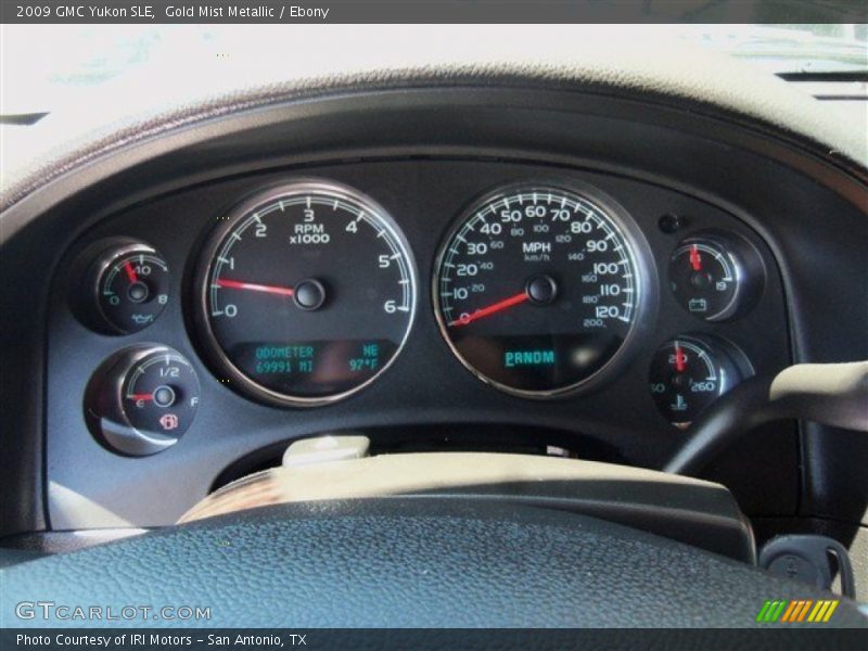 Gold Mist Metallic / Ebony 2009 GMC Yukon SLE