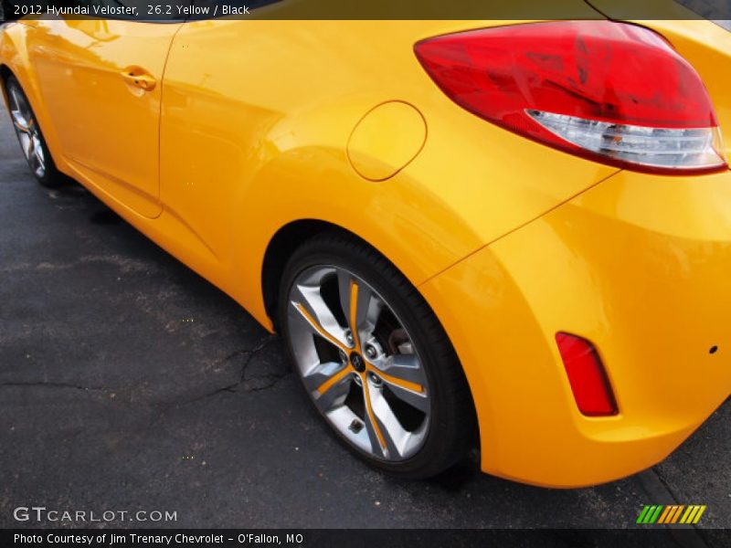 26.2 Yellow / Black 2012 Hyundai Veloster