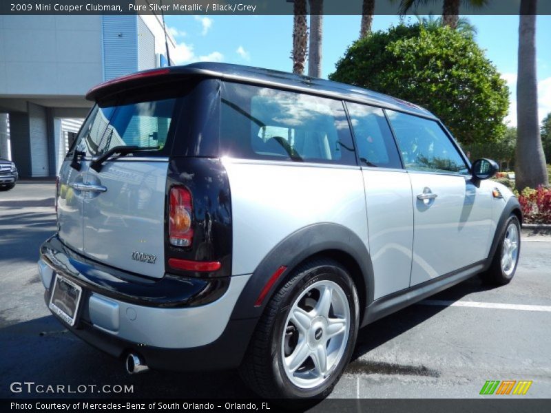 Pure Silver Metallic / Black/Grey 2009 Mini Cooper Clubman