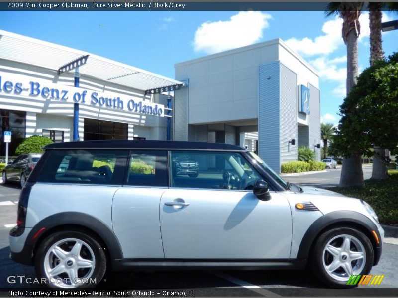 Pure Silver Metallic / Black/Grey 2009 Mini Cooper Clubman