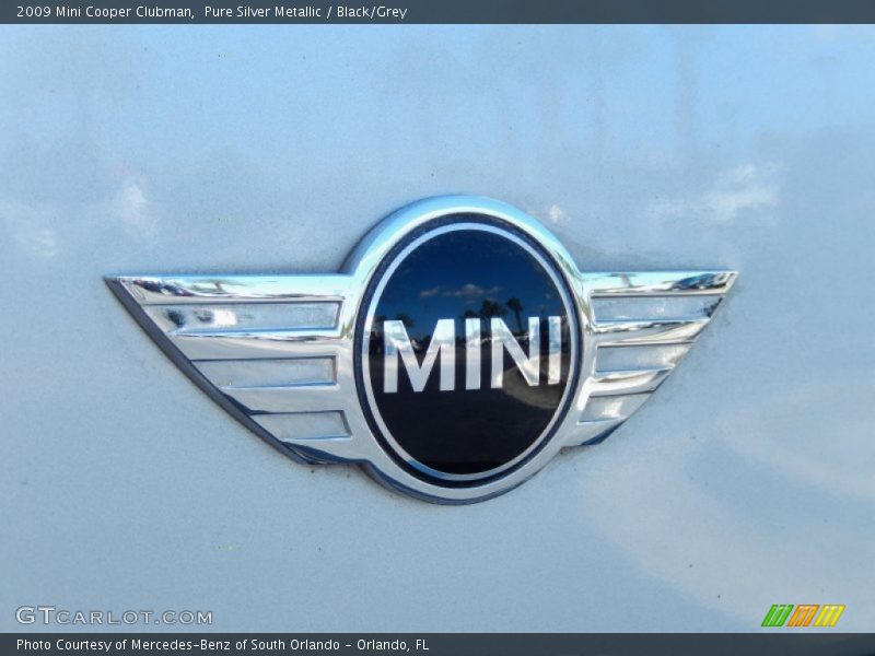 Pure Silver Metallic / Black/Grey 2009 Mini Cooper Clubman