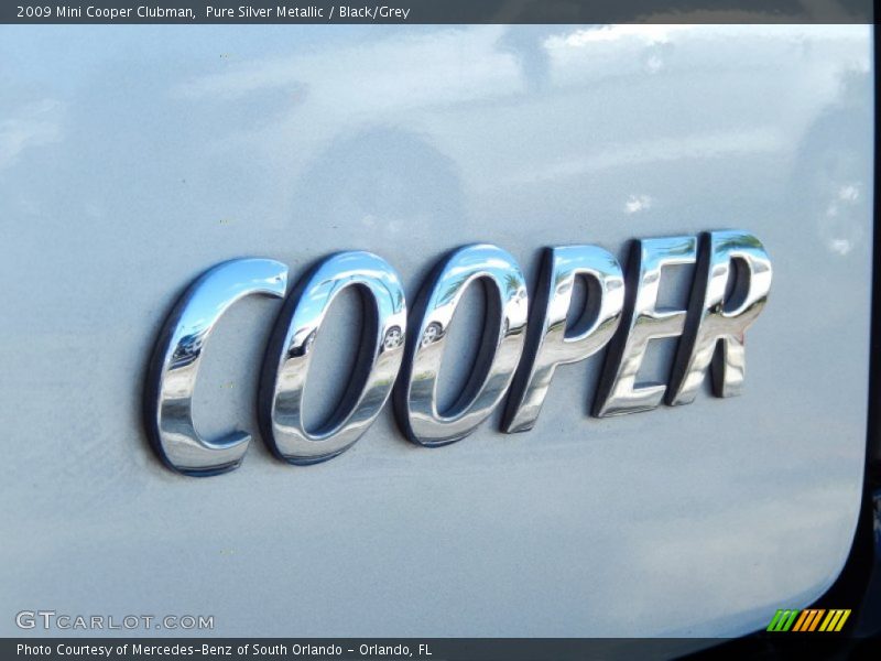 Pure Silver Metallic / Black/Grey 2009 Mini Cooper Clubman