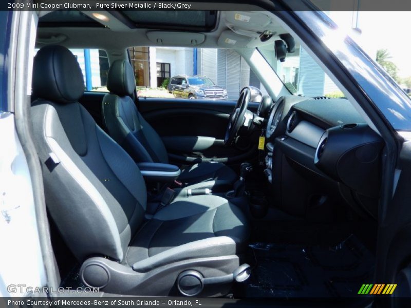Pure Silver Metallic / Black/Grey 2009 Mini Cooper Clubman