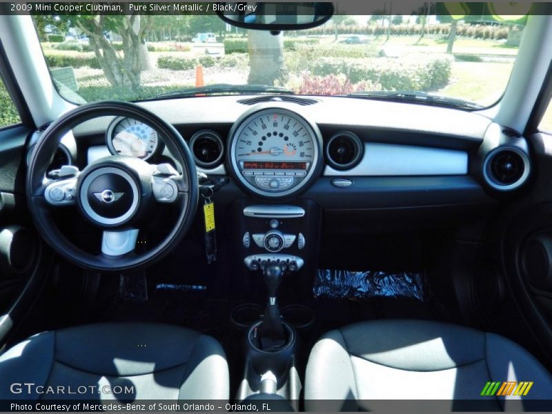 Pure Silver Metallic / Black/Grey 2009 Mini Cooper Clubman