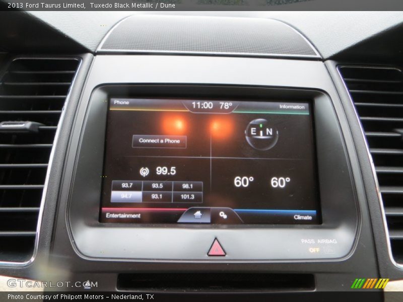 Tuxedo Black Metallic / Dune 2013 Ford Taurus Limited