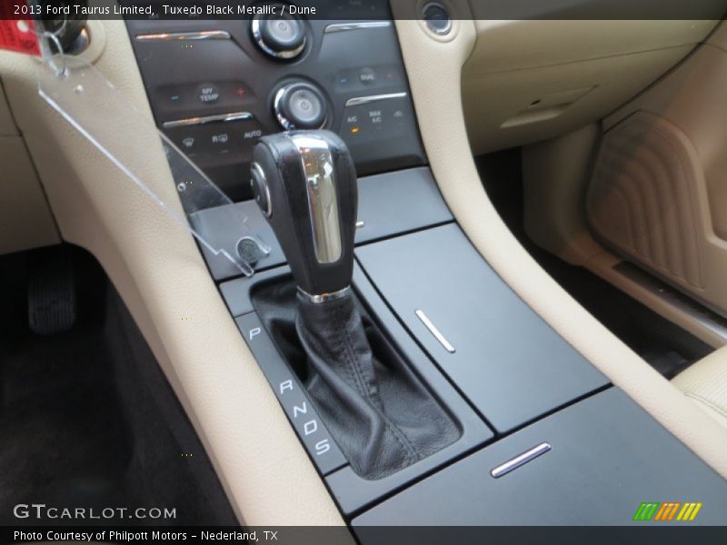 Tuxedo Black Metallic / Dune 2013 Ford Taurus Limited