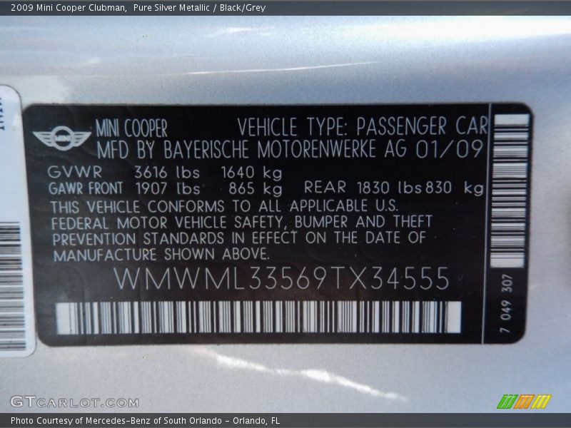 Pure Silver Metallic / Black/Grey 2009 Mini Cooper Clubman