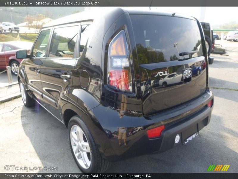 Shadow Black / Black Soul Logo Cloth 2011 Kia Soul +