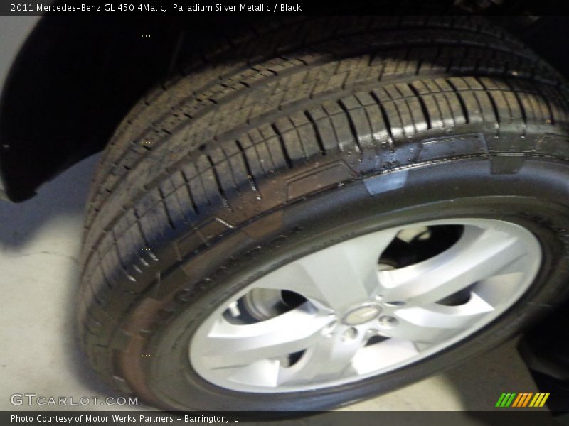 Palladium Silver Metallic / Black 2011 Mercedes-Benz GL 450 4Matic