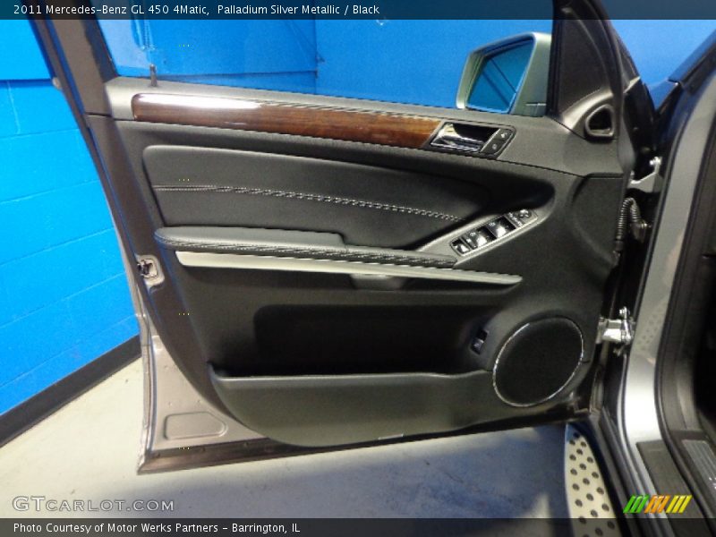 Palladium Silver Metallic / Black 2011 Mercedes-Benz GL 450 4Matic