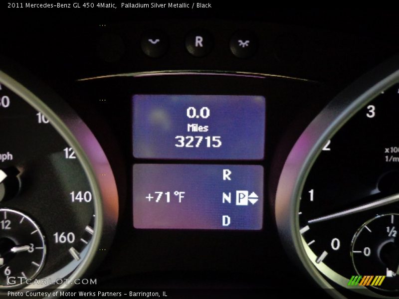 Palladium Silver Metallic / Black 2011 Mercedes-Benz GL 450 4Matic