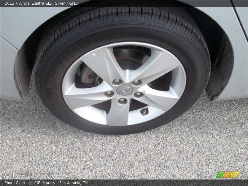 Silver / Gray 2013 Hyundai Elantra GLS
