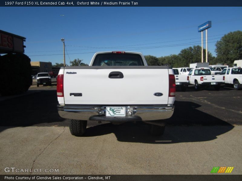 Oxford White / Medium Prairie Tan 1997 Ford F150 XL Extended Cab 4x4