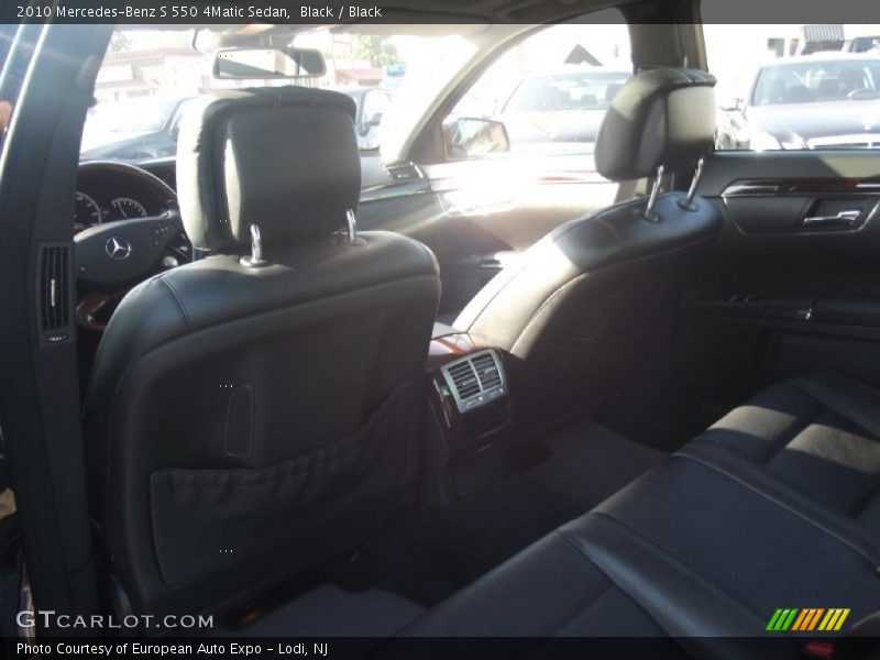 Black / Black 2010 Mercedes-Benz S 550 4Matic Sedan