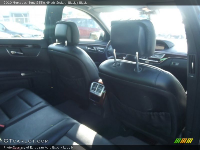 Black / Black 2010 Mercedes-Benz S 550 4Matic Sedan