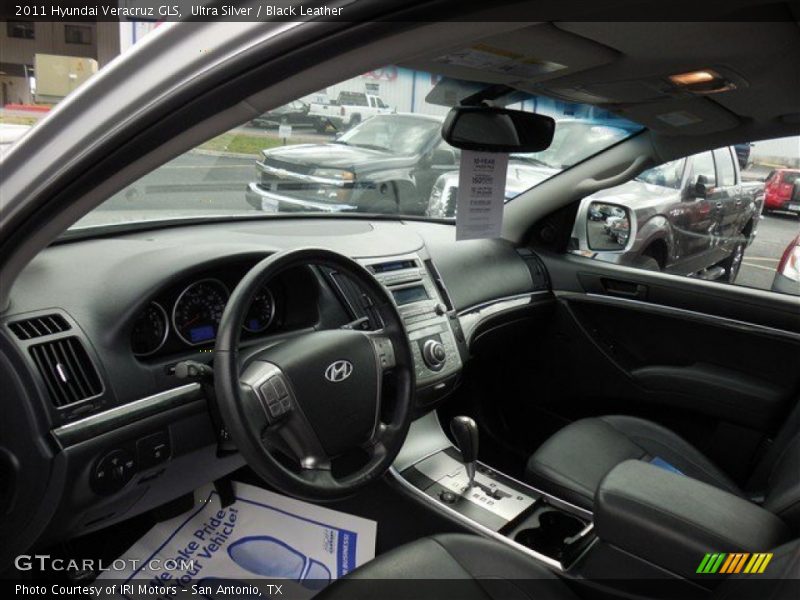Ultra Silver / Black Leather 2011 Hyundai Veracruz GLS