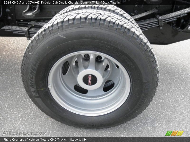  2014 Sierra 3500HD Regular Cab Dually Chassis Wheel