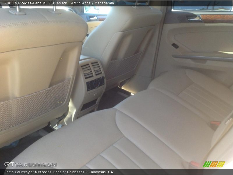 Arctic White / Macadamia 2008 Mercedes-Benz ML 350 4Matic