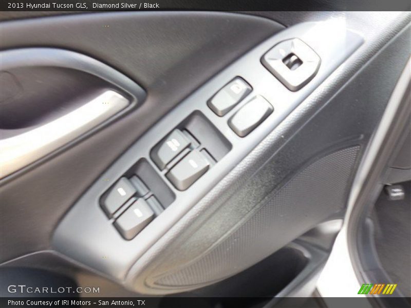 Diamond Silver / Black 2013 Hyundai Tucson GLS