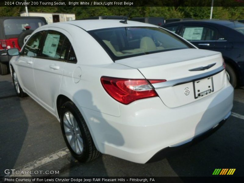 Bright White / Black/Light Frost Beige 2014 Chrysler 200 Touring Sedan