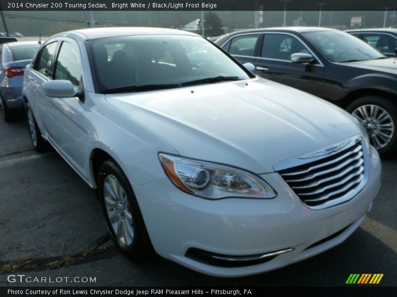 Bright White / Black/Light Frost Beige 2014 Chrysler 200 Touring Sedan