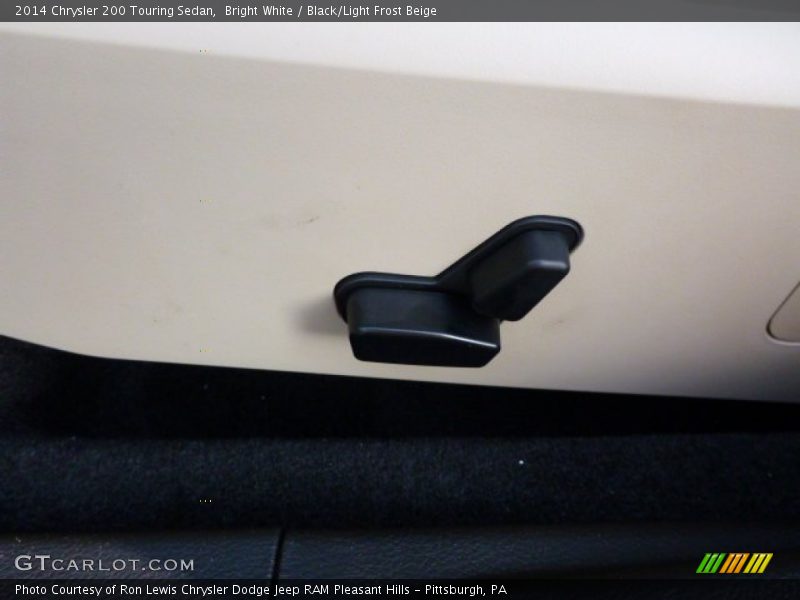 Bright White / Black/Light Frost Beige 2014 Chrysler 200 Touring Sedan