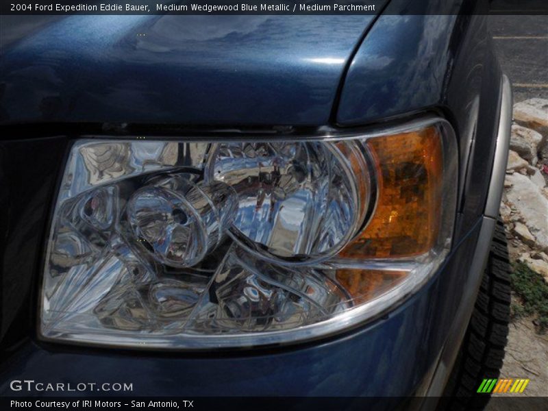Medium Wedgewood Blue Metallic / Medium Parchment 2004 Ford Expedition Eddie Bauer