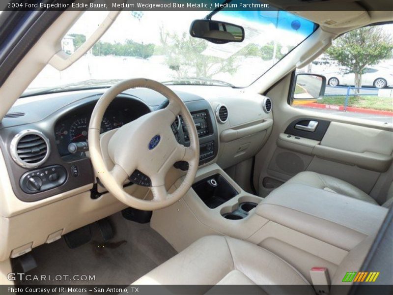 Medium Wedgewood Blue Metallic / Medium Parchment 2004 Ford Expedition Eddie Bauer