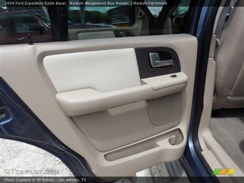 Medium Wedgewood Blue Metallic / Medium Parchment 2004 Ford Expedition Eddie Bauer