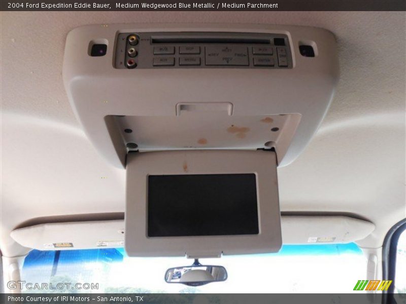 Medium Wedgewood Blue Metallic / Medium Parchment 2004 Ford Expedition Eddie Bauer
