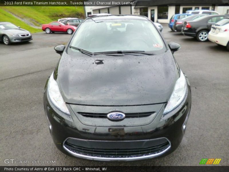 Tuxedo Black / Charcoal Black Leather 2013 Ford Fiesta Titanium Hatchback