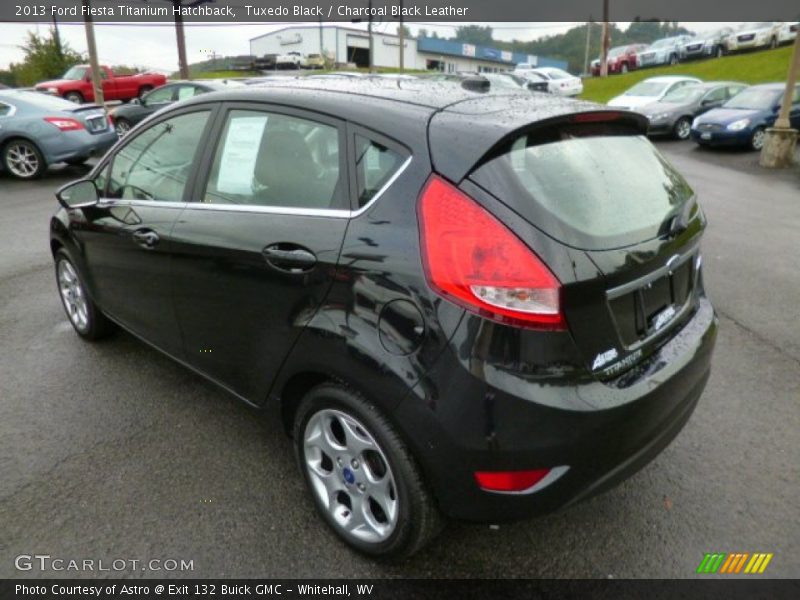 Tuxedo Black / Charcoal Black Leather 2013 Ford Fiesta Titanium Hatchback