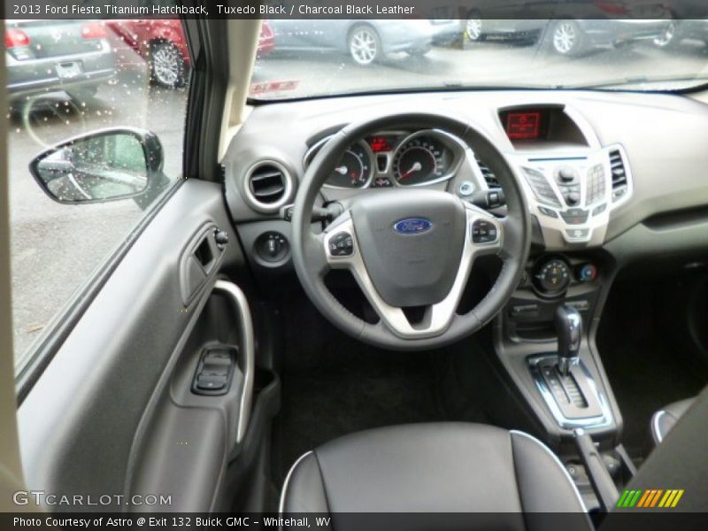 Tuxedo Black / Charcoal Black Leather 2013 Ford Fiesta Titanium Hatchback