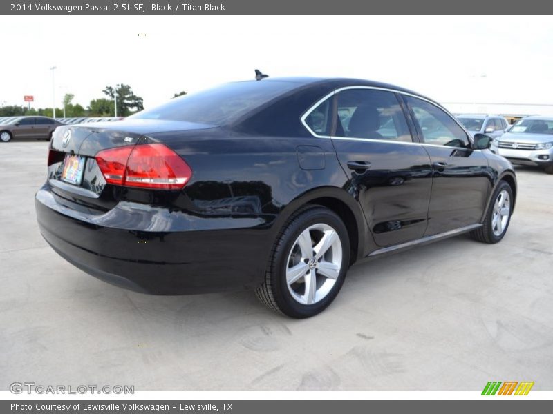 Black / Titan Black 2014 Volkswagen Passat 2.5L SE